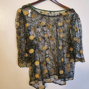 Mesh flower top